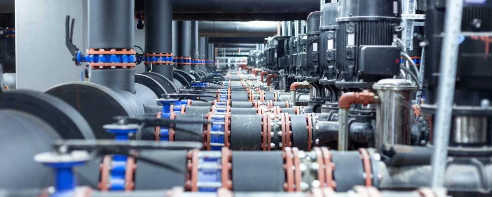 oil_pipes_and_pumps